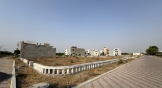 Plots on Jagdamba Nagar