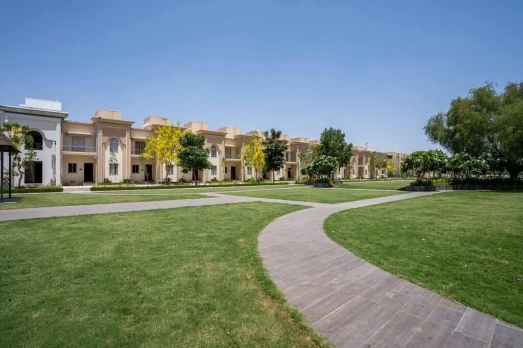 plot in mahindra sez, jaipur